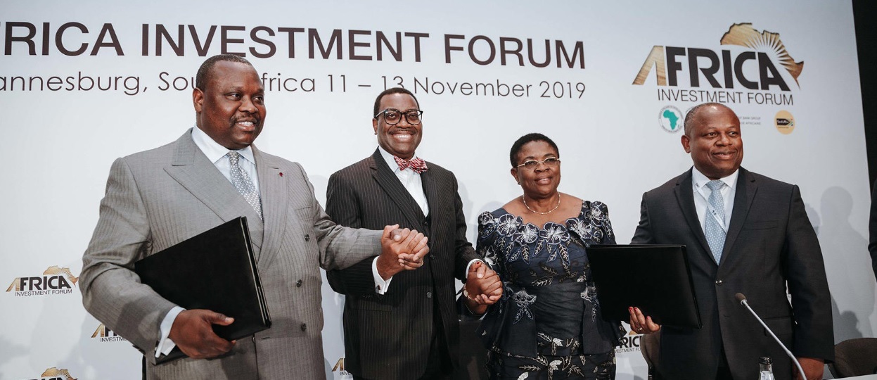 Both Congolese govts sign deal at Africa Investment Forum to speed up road-rail bridge project