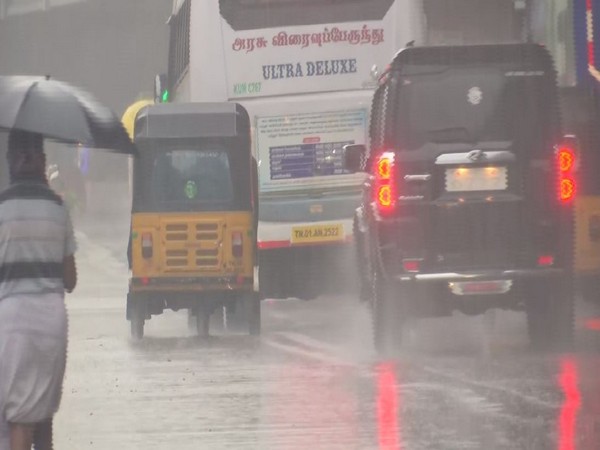 IMD predicts heavy rainfall in Tamil Nadu today, Chennai waterlogged