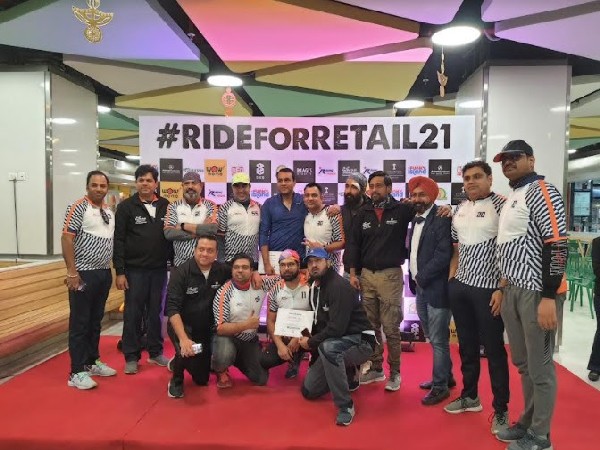 Pacific Mall D21 hosts one of the city's largest cyclothon - 'Ride for Retail21' in association with 'Rising Riders Cycling Club'