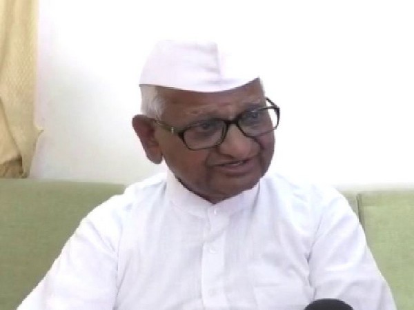 Hazare writes to PM; to launch hunger strike on farmers' issues in Delhi