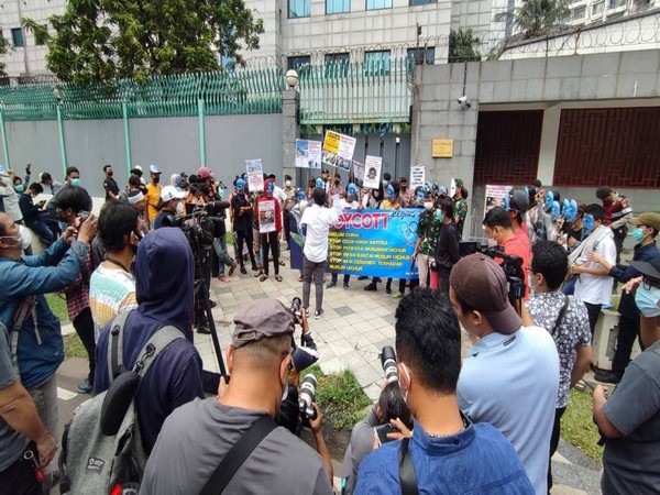 Students in Indonesia hold anti-China protest, demand boycott of 2022 Beijing Winter Olympics