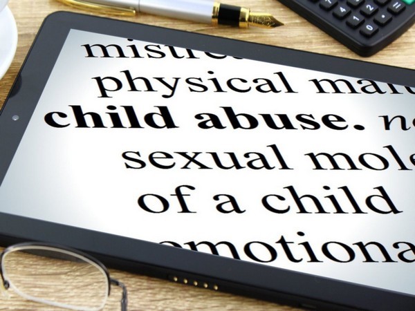 Study explores how effects of childhood abuse extend into middle age