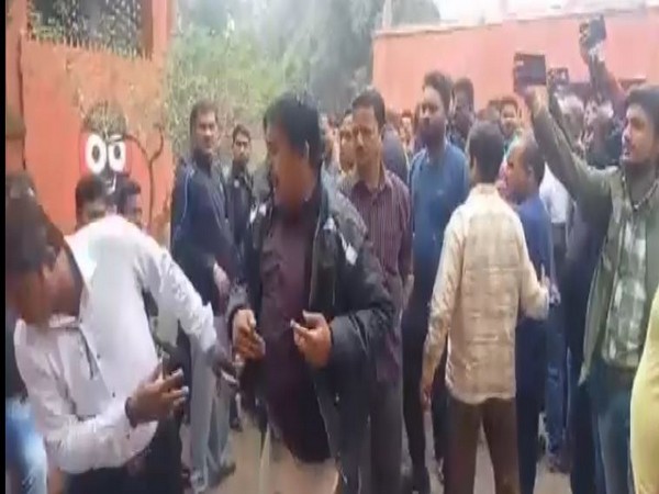 West Bengal: TMC leader caught on camera slapping BJP man for raising complaint