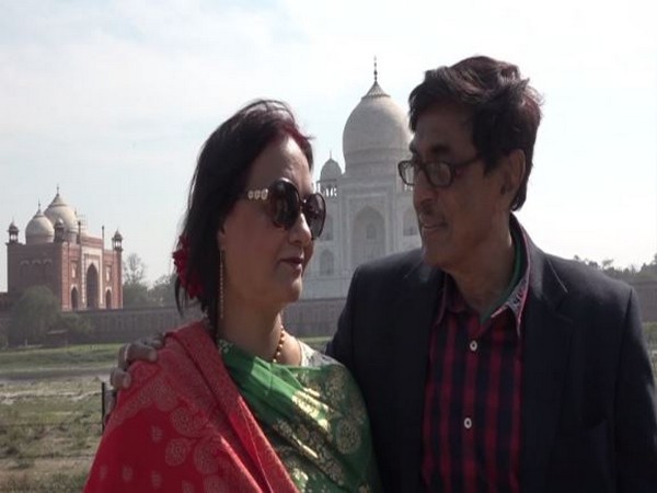 On Valentine's Day, lovebirds flock to the Taj Mahal