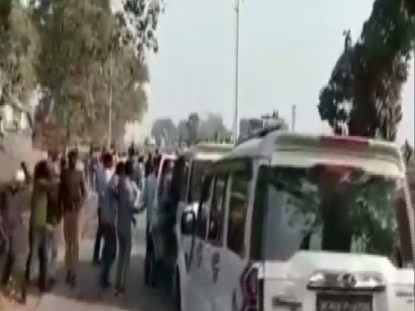 Kanhaiya Kumar's convoy attacked in Bihar's Arrah