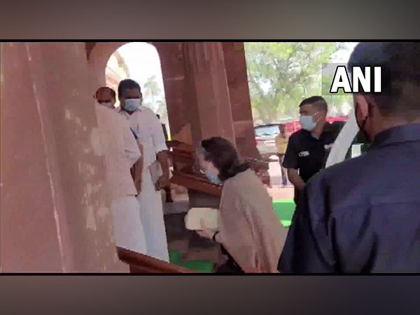 Sonia Gandhi arrives in Parliament on second day of Budget Session 