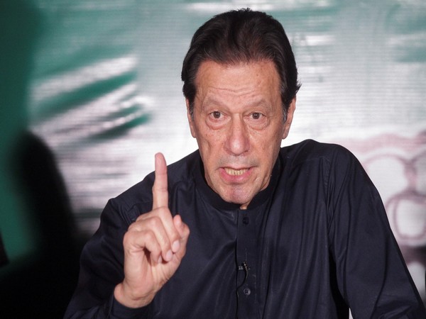 Imran Khan condemns "rigged elections", predicts Sri Lanka-like situation in Pakistan