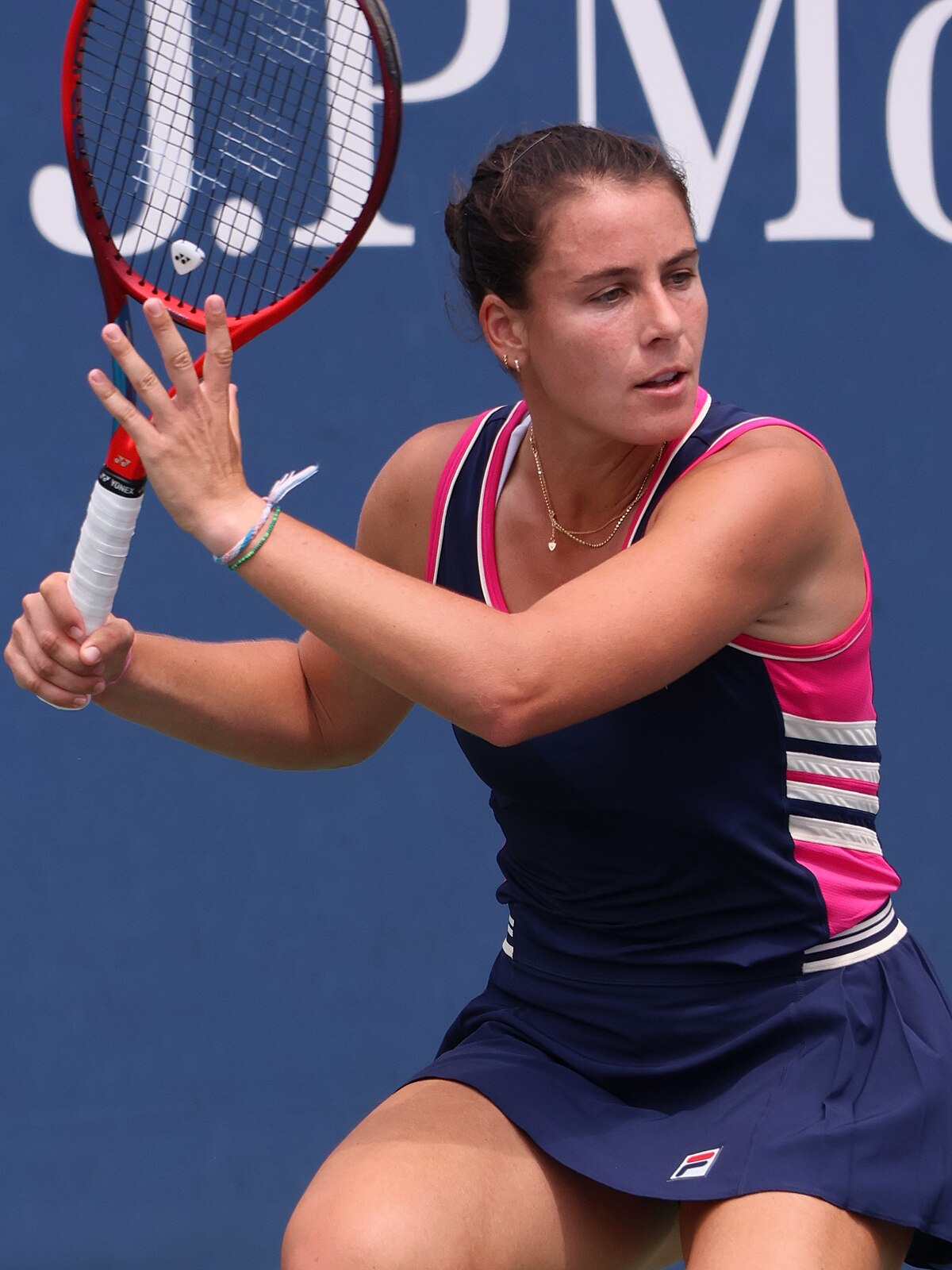 Tennis-Navarro stuns Sabalenka, Gauff cruises into Indian Wells quarters