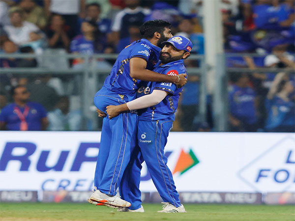 "Discuss everything with these guys": Mohammad Nabi on Rohit Sharma, Jasprit Bumrah ahead of IPL clash