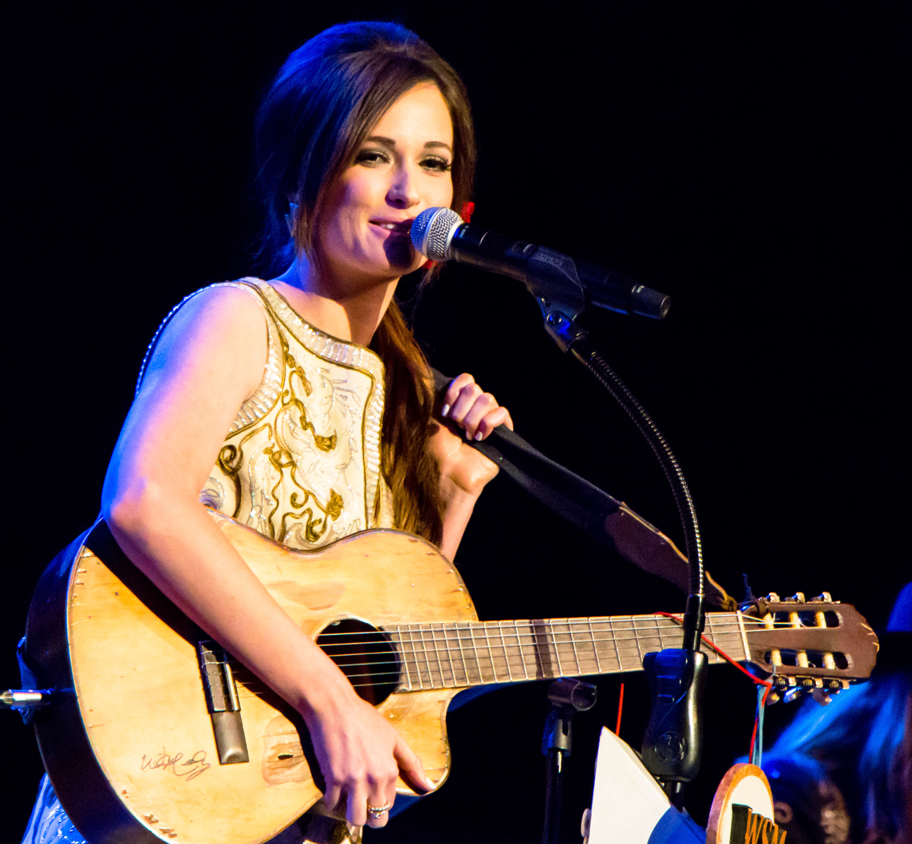 Kacey Musgraves shuts down audience's 'shoey' request