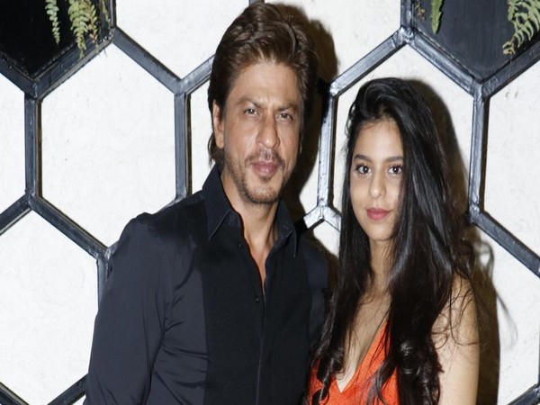 Shah Rukh Khan shares pearls of wisdom with his daughter Suhana ahead of her big Bollywood debut 