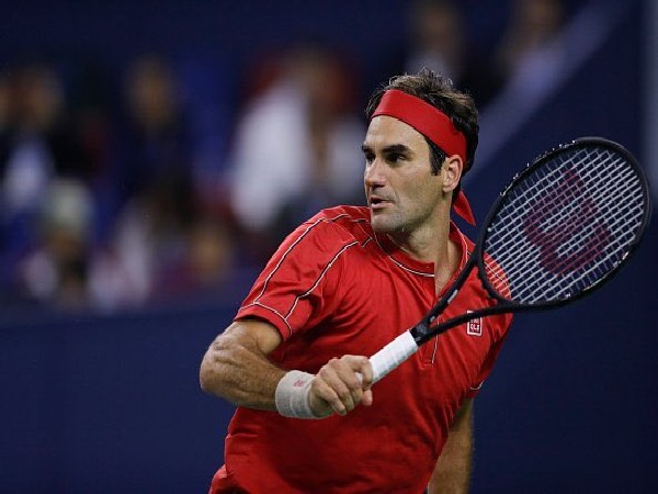 Sports News Roundup: Tennis-Tears flow as curtain comes down on Federer's glittering career; Mariners RHP Luis Castillo agrees to 5-year extension and more 