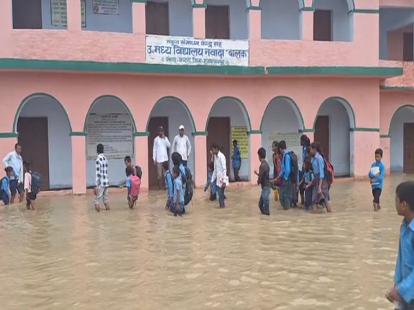 Devastating Floods in Muzaffarpur: Thousands Affected and Schools Disrupted