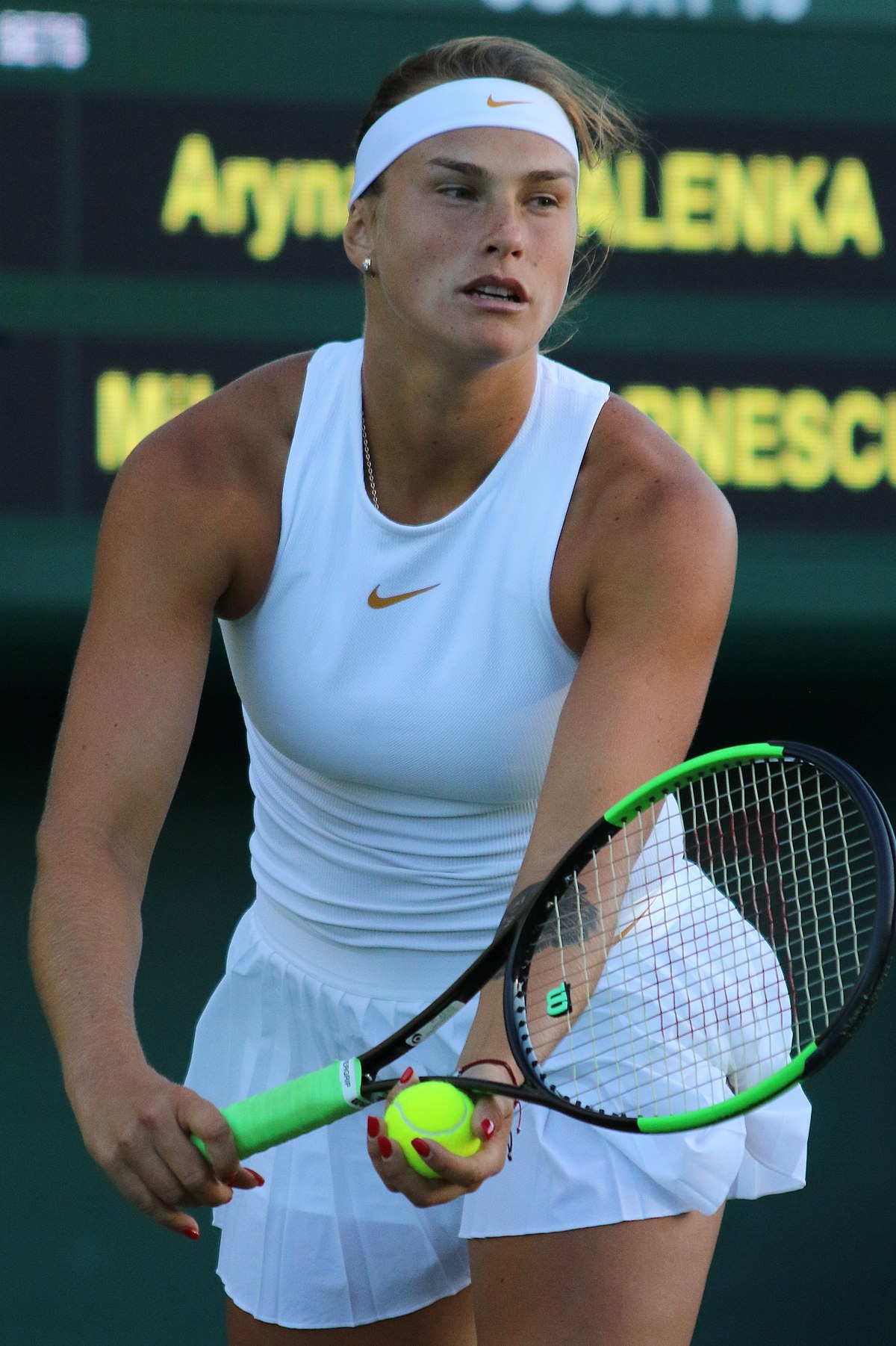 Tennis-Sabalenka overcomes serving issues to see off Vondrousova