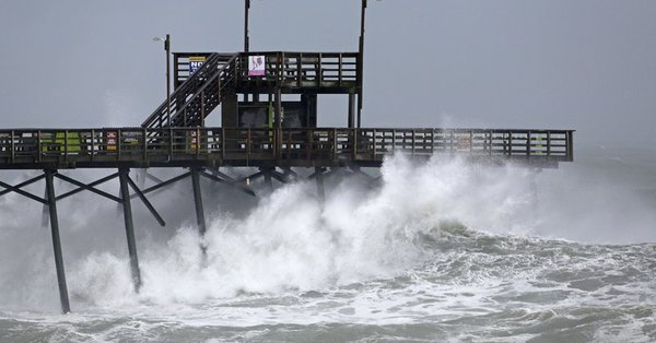'Hurricane Michael' little changed in strength, briefs US National Hurricane Center
