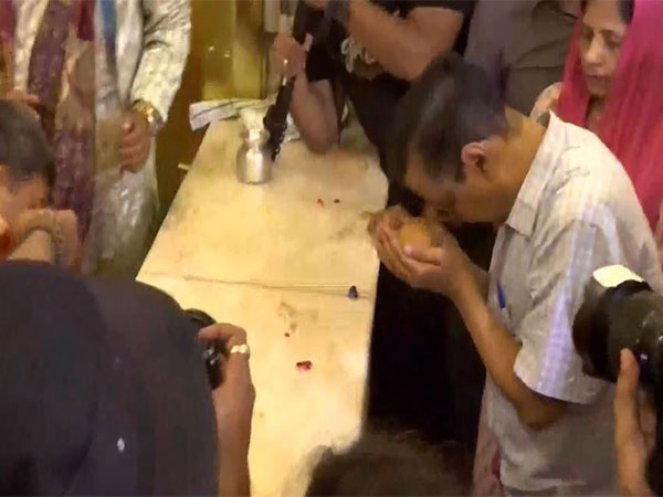 Arvind Kejriwal and AAP Leaders Offer Prayers at Hanuman Temple Amid Legal Battle