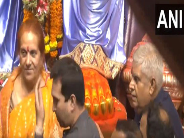 Top Leaders Converge at Lalbaugcha Raja for Ganesh Chaturthi Celebrations