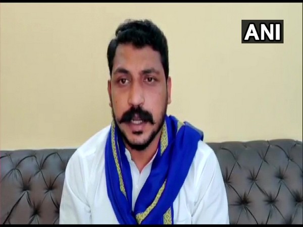 Chandrashekhar Azad stages dharna after police stop him from meeting Unnao victim