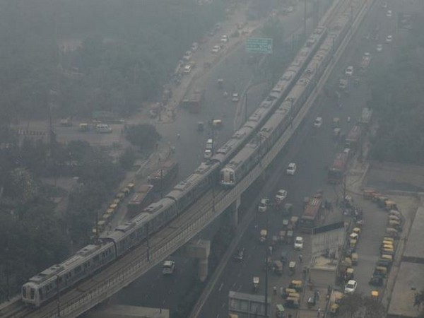 Delhi's air quality 'poor' as neighbouring states report season's highest farm fire count for a day