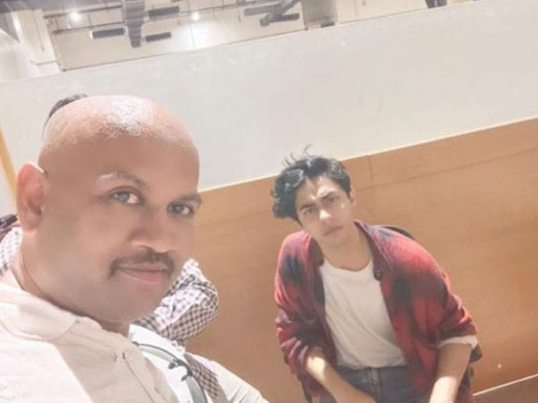 Pune Police issues lookout notice for man in viral selfie with Aryan Khan at NCB office