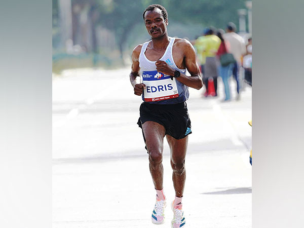 Delhi Half Marathon 2024: Elite Runners Poised for Record-Breaking Race