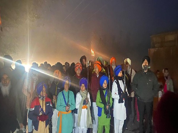 Sikhs in Kashmir Valley commence week-long celebrations of Guru Nanak Jayanti with 'nagar kirtan'