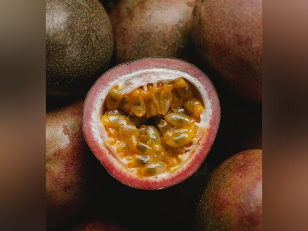 Study: Passion fruit peels has potential to preserve fresh fruits