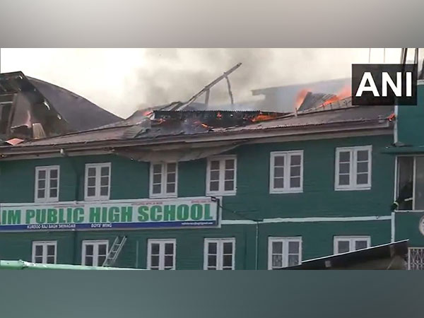 Fire Erupts at Muslim Public School in Srinagar