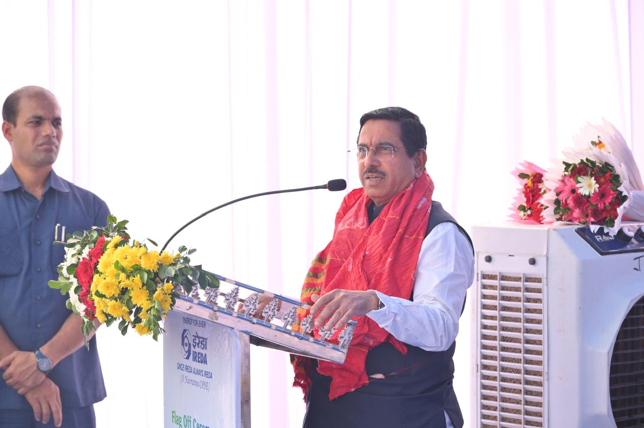 Pralhad Joshi Launches Eco-Friendly Battery-Operated Vehicles at Shree Jagannath Temple in Puri