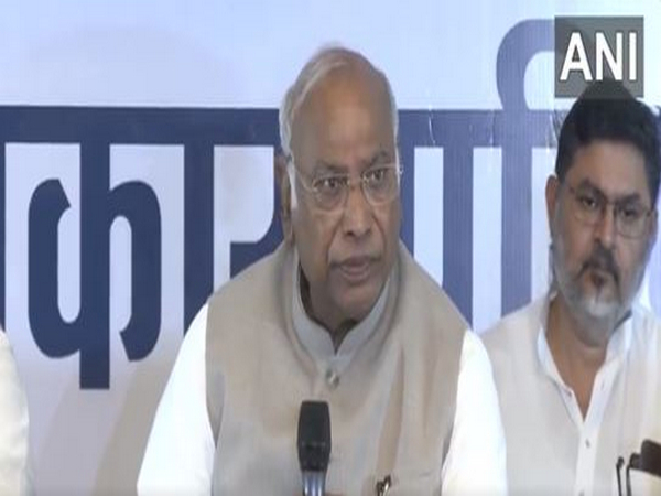 Kharge Criticizes Unprecedented BJP Campaign Tactics in Maharashtra Elections