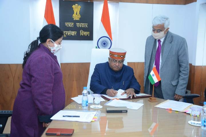 India and Japan sign MoU to enhance cooperation in field of technologies 