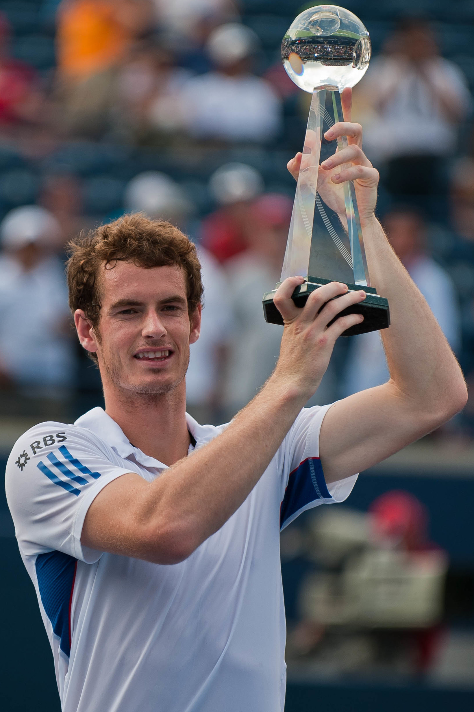 Tennis-Murray loses doubles as Britain bow out of Davis Cup