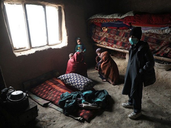 Afghanistan: Displaced families face tough situation due to cold weather in Nimroz 