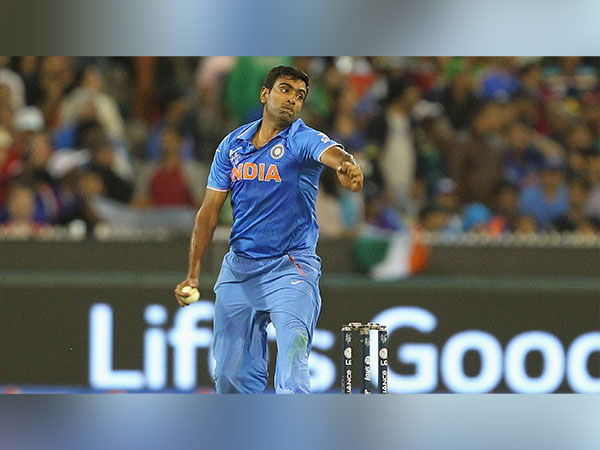 Ravichandran Ashwin wants ICC Cricket World Cup matches in India to start at 11:30 AM to minimise dew factor