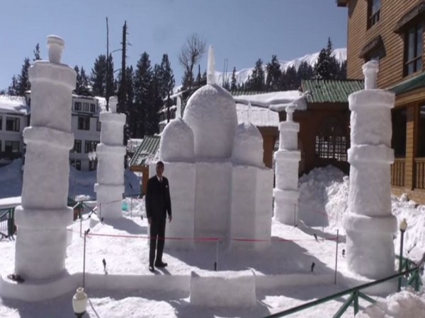 Three Kashmiri youths to represent India in International Snow Sculpture competition