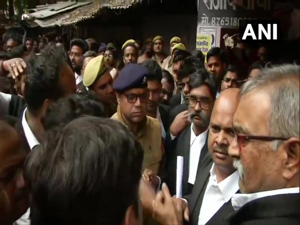 Bar Association General Secretary arrested in Lucknow court complex bomb hurling case