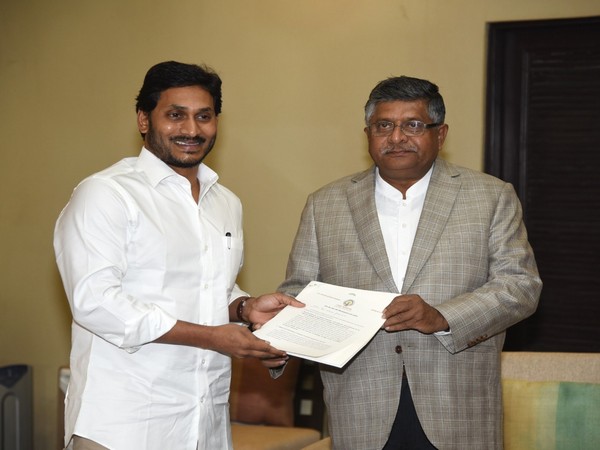 YS Jagan Mohan Reddy requests Union Law Minister to take action for shifting Andhra HC to Kurnool