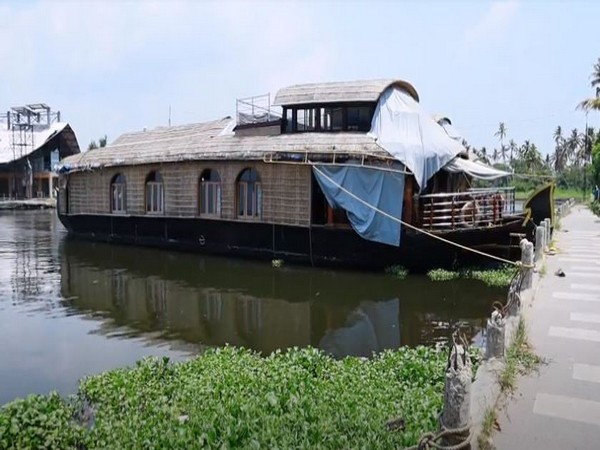 Cairo's historic Nile River houseboats were removed in govt push