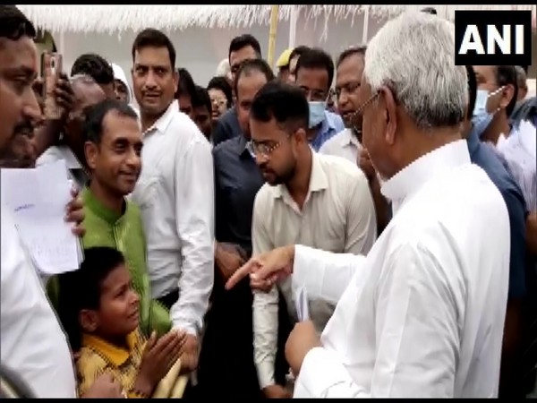 11-year old boy complains Nitish Kumar about lack of quality education, prohibition failure in Bihar