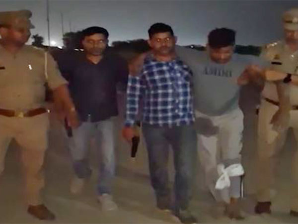 UP: Two members of 'Thak Thak' gang arrested after encounter in Noida