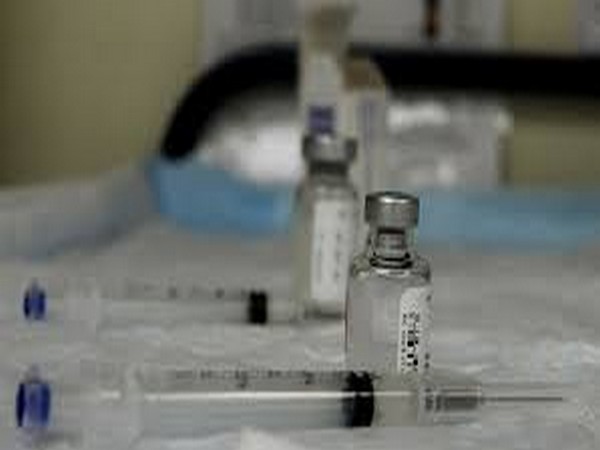 Israel hosts U.S. envoy at biochem lab, seeks FDA nod for vaccine prototype