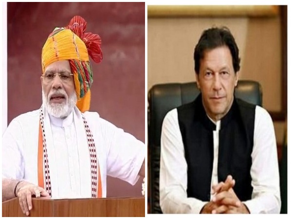 While Imran Khan rants about India on Pak I-Day, Modi pushes for growth at Red Fort 