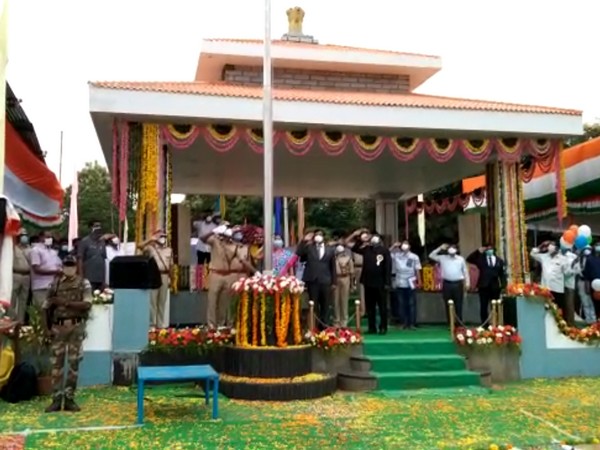 Andhra's Home Minister hoists national flag on Independence day in Nellore