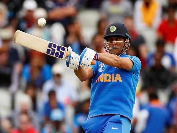 My heart rate was up, well done on being calm: MS Dhoni