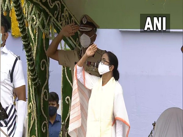 West Bengal CM hoists National Flag at Red Road in Kolkata