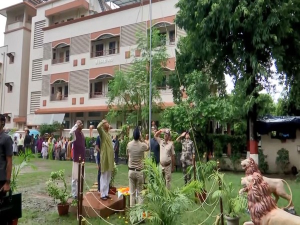 Independence Day: Mohan Bhagwat hoists Tricolour at RSS headquarters in Nagpur