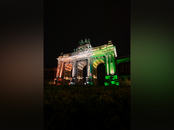 Cinquantenaire Park in Brussels lights up to celebrate India at 75!