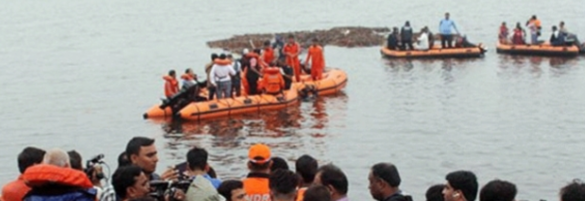 AP govt sending 8 speed-boats for rescue work in Hyderabad
