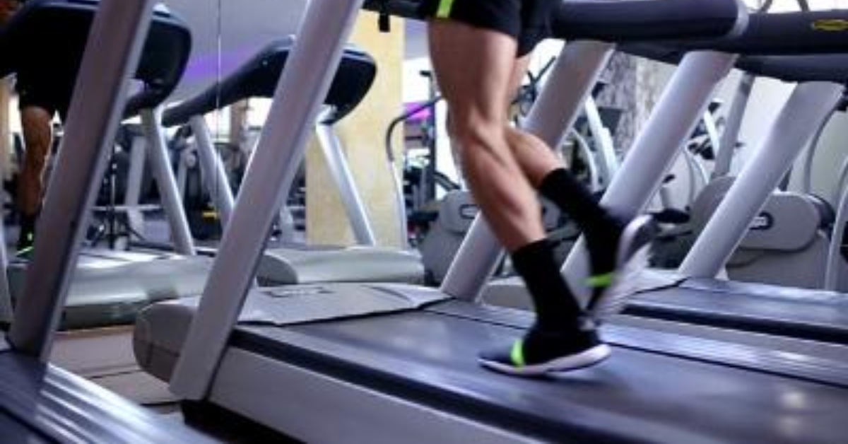 Sweat Smart: Treadmill vs. Outdoor Running - The Ultimate Showdown