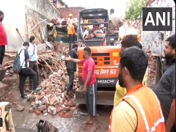 Tragic Building Collapse in Meerut: Nine Dead Amid Ongoing Rescue Efforts